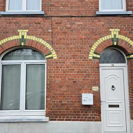 La Salamandre, 2 People, Ground Floor, Free Wi-fi Apartment *