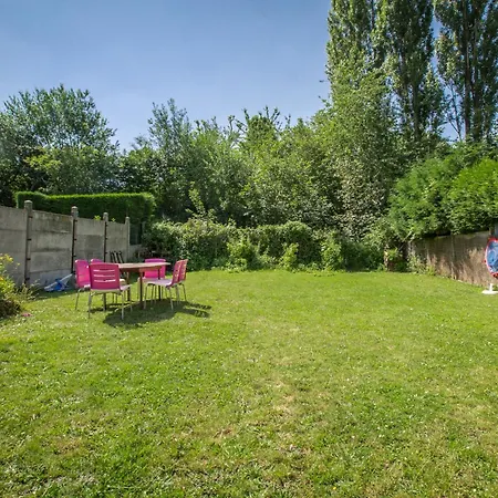 La Salamandre, 2 People, Ground Floor, Free Wi-fi Roncq