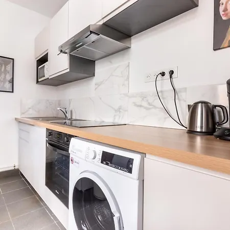 La Salamandre, 2 People, Ground Floor, Free Wi-fi Apartment *