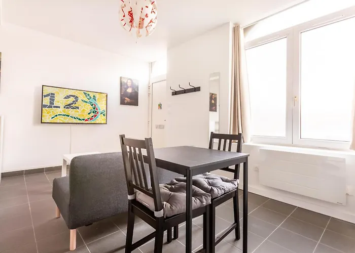 La Salamandre, 2 People, Ground Floor, Free Wi-fi * רונק